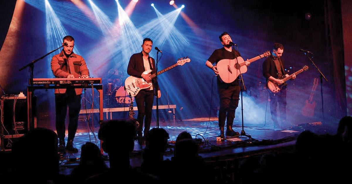 Telt házas koncerttel ünnepelnek